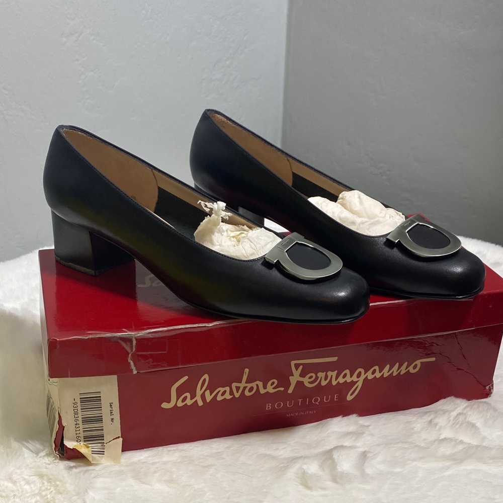 Salvatore Ferragamo Black Leather Block Heel Pumps with Silver Accent NIB